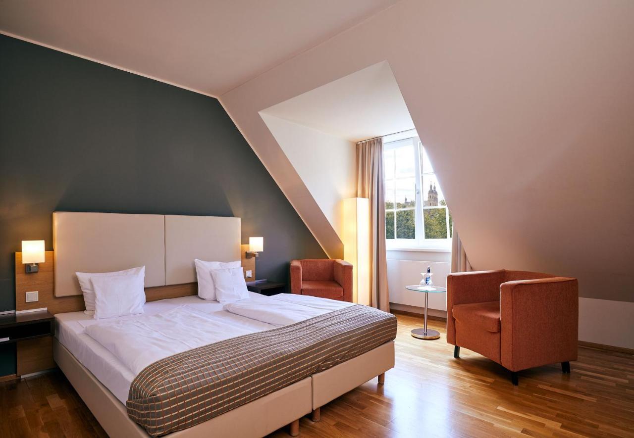 Hotel Stempferhof Goessweinstein Exteriör bild